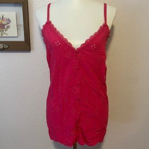 ⚡️Pink eyelet tank⚡️